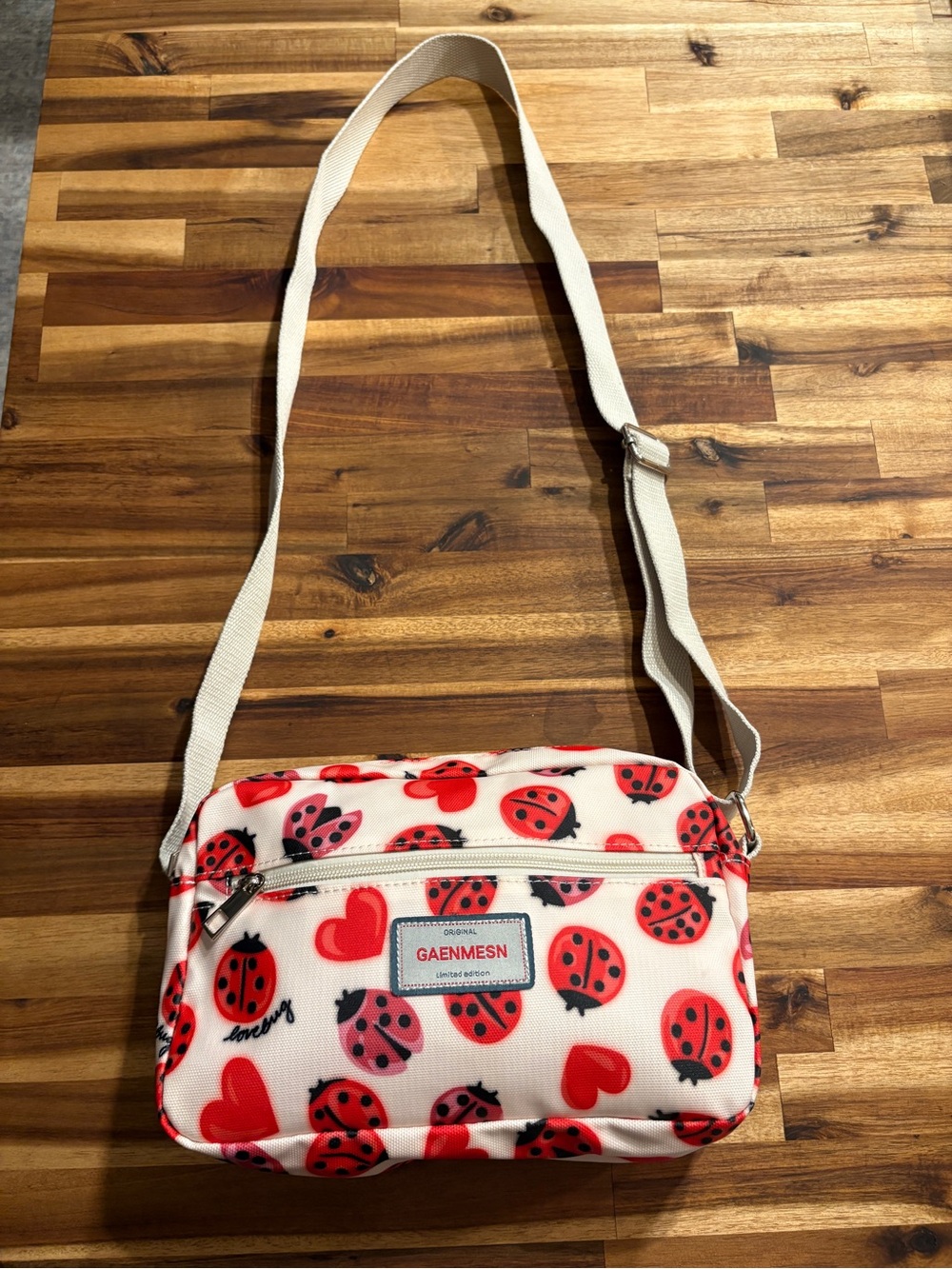 Gaenmesn Red Ladybug Print Crossbody Bag with Cream Strap